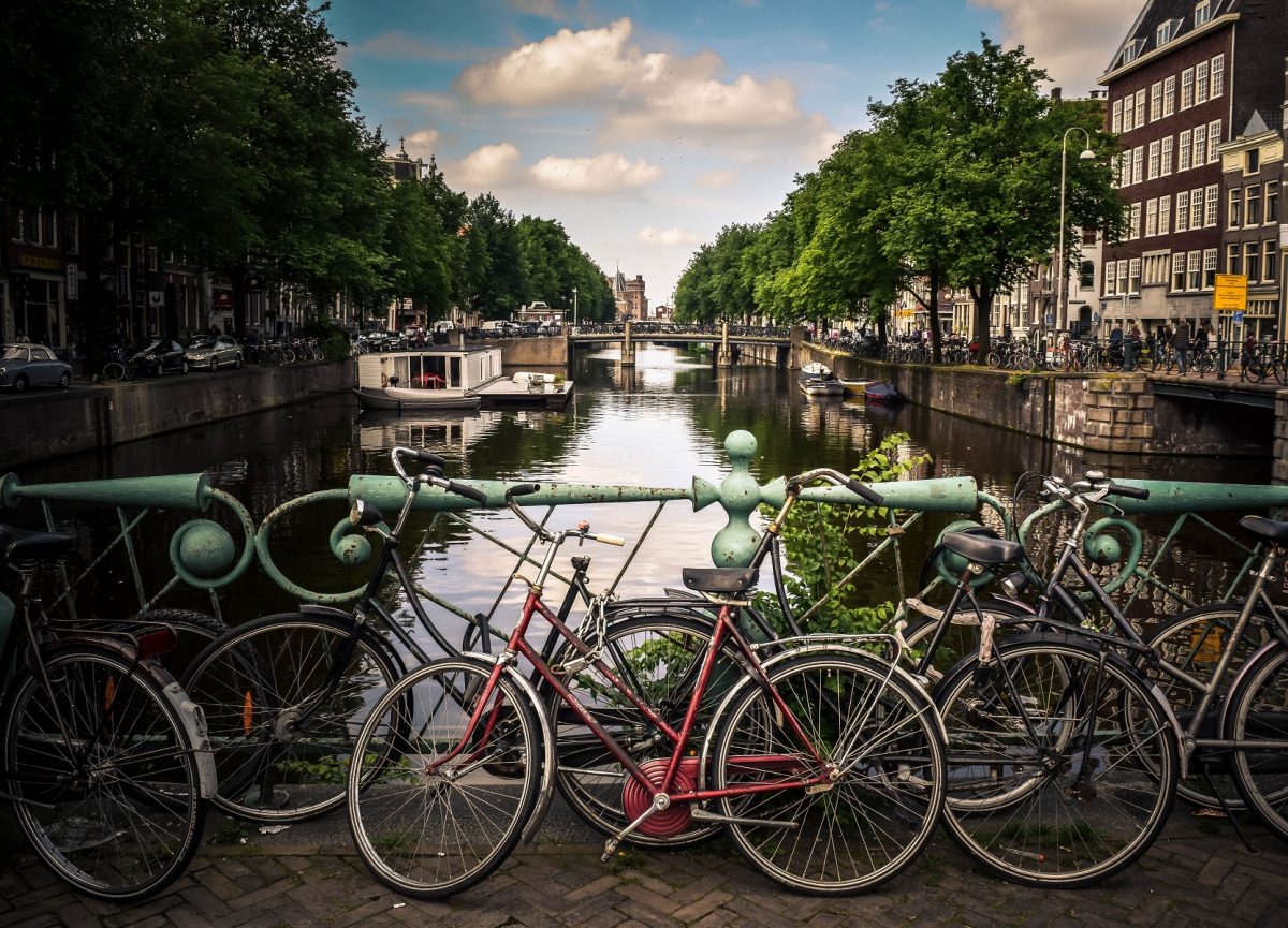 amsterdam canal