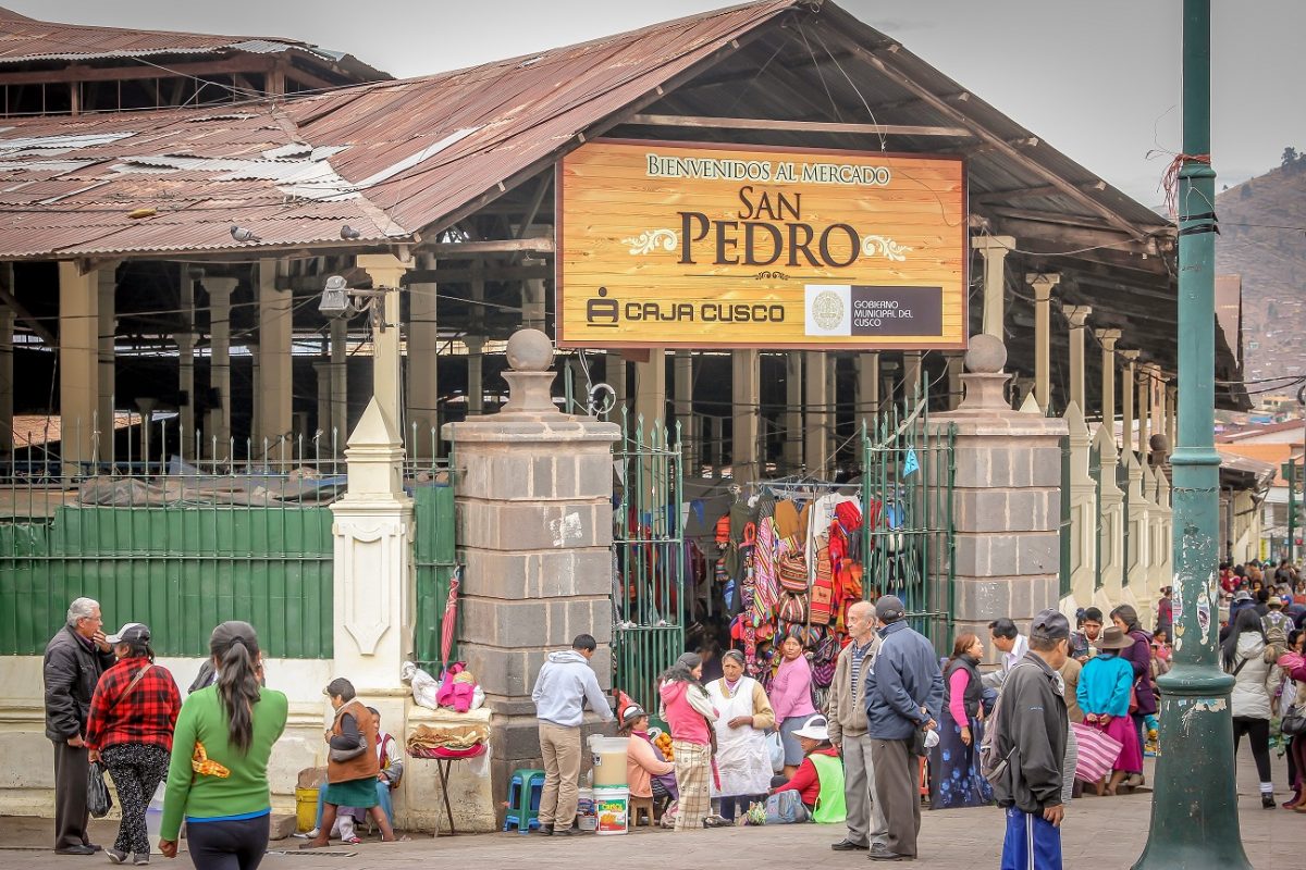 mercado san pedro cusco